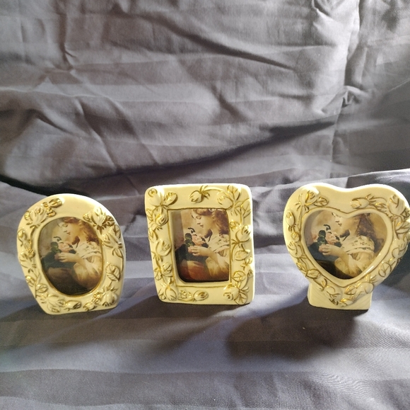 Crown Mini Photo Frames Set - Picture 3 of 9